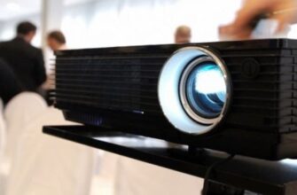 ТОП-15 лучших бюджетных проекторов для дома на 2025 год